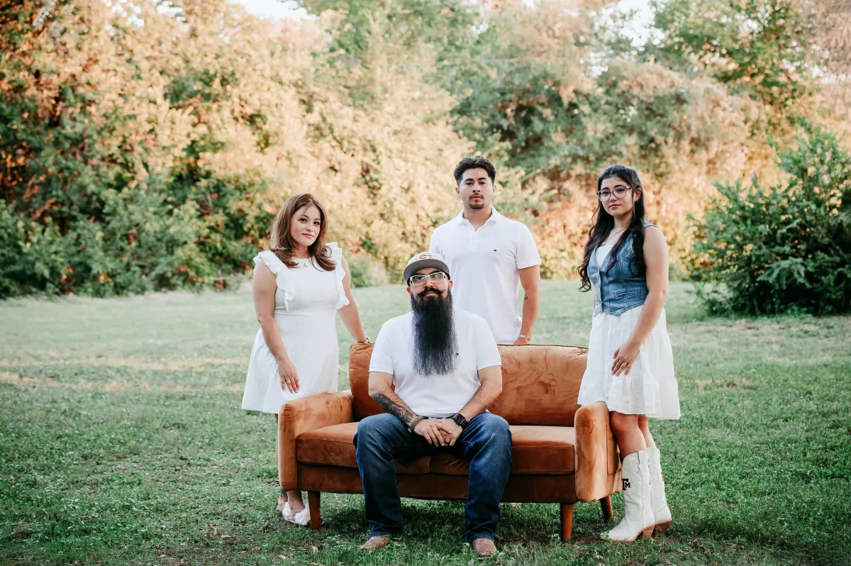 Family Eric De La Rosa